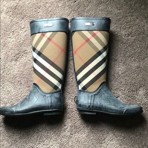 Distressed Burberry rain boots